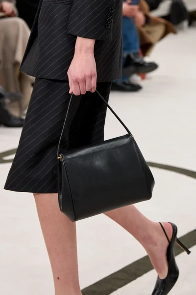 Look 14